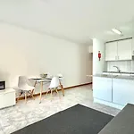 Da Rocha, 4ºb Jardins Da Rocha, Charming Studio, Near The Sea, By Ig