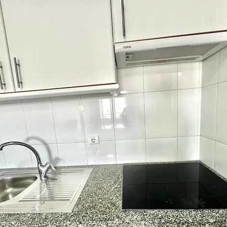 Apartamento Da Rocha, 4ºb Jardins Da Rocha, Charming Studio, Near The Sea, By Ig